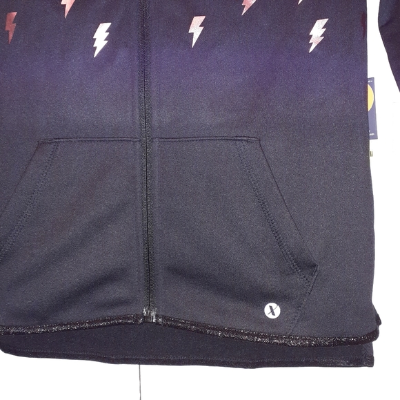 NWT Girls Xersion Sweatshirt with hood - Picture 3 of 6